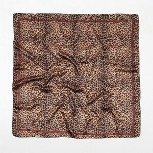 Leopard Print Scarf P23